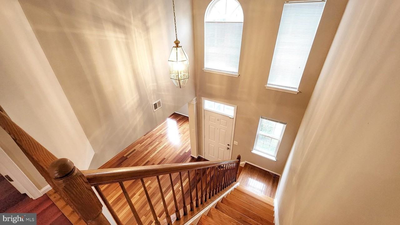 20969 Kittanning Ln - Photo 2 of 24