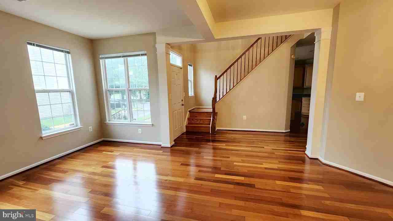 20969 Kittanning Ln - Photo 3 of 24