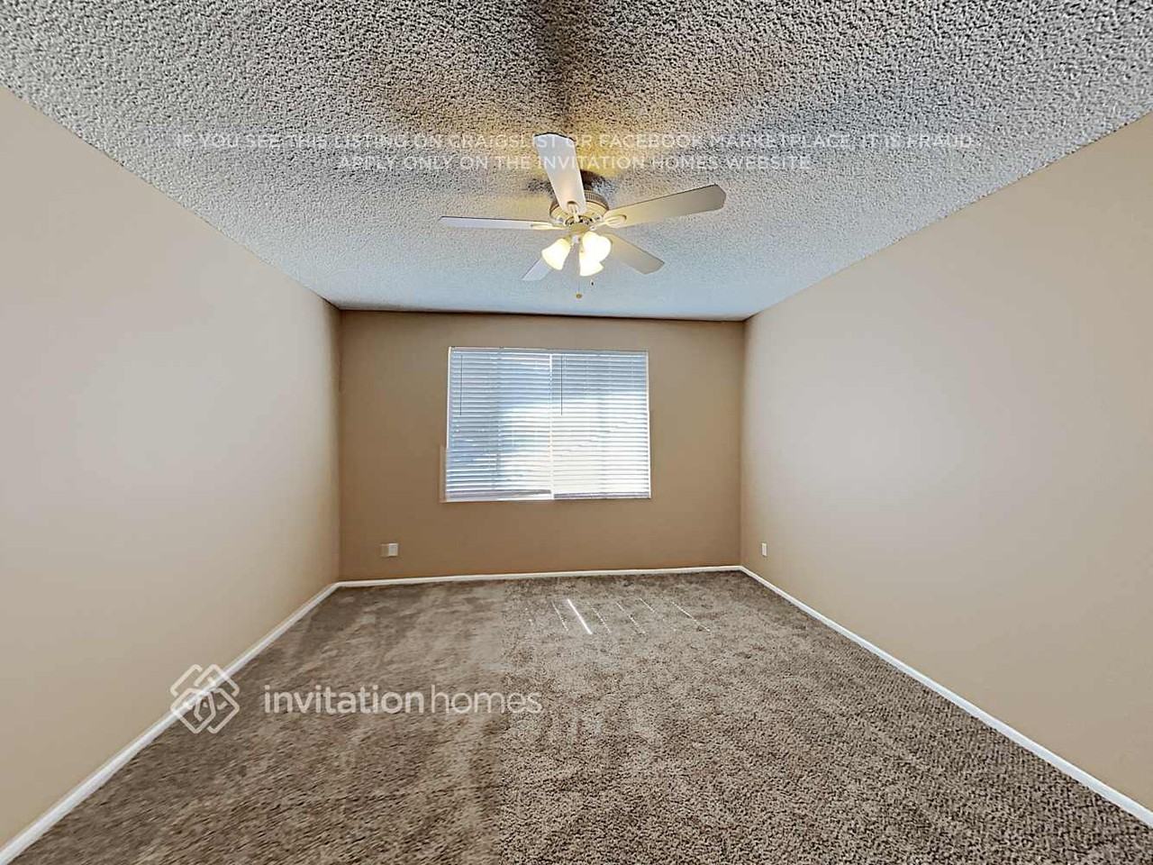 4602 W Paradise Dr - Photo 3 of 22