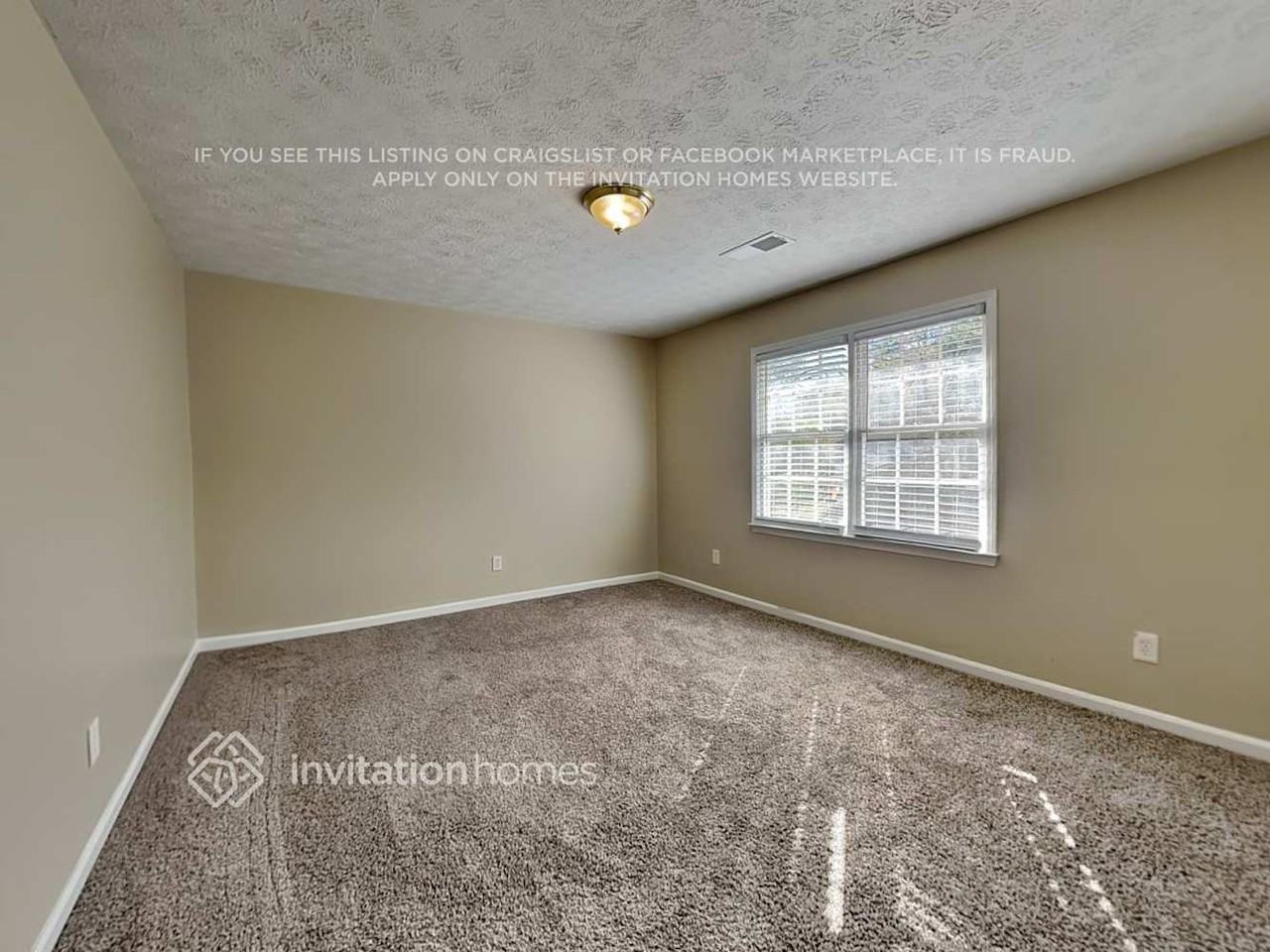 1265 Seven Springs Cir - Photo 7 of 10