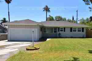 featured image of 3216 Knoll Way