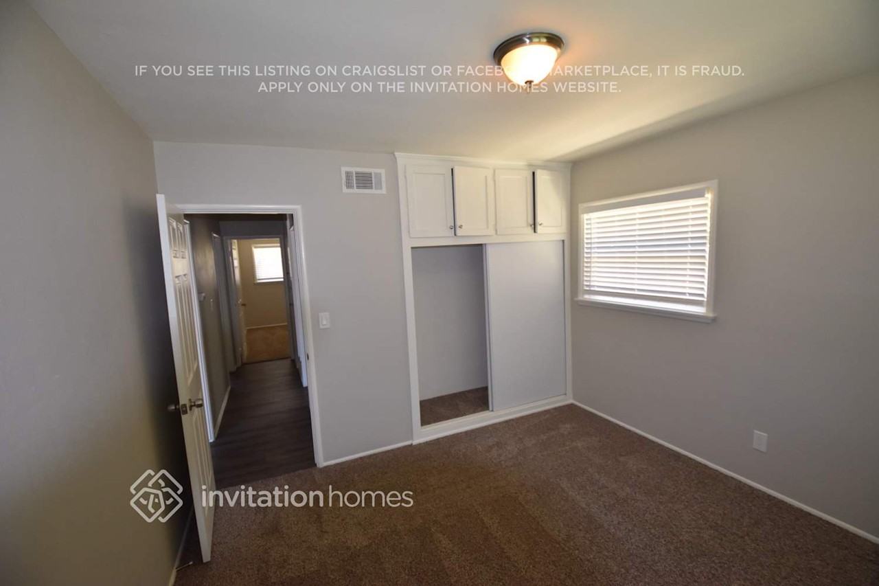 3216 Knoll Way - Photo 4 of 9