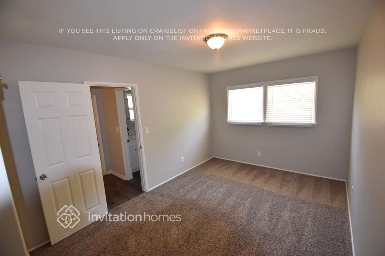 3216 Knoll Way - Photo 5 of 9