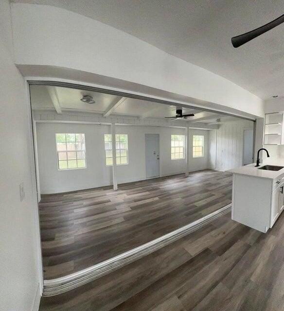 402 Ne Armory Cir - Photo 4 of 10