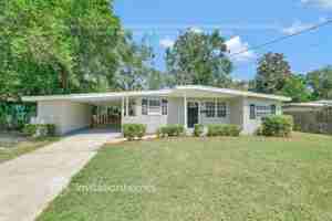 featured image of 7917 Chateau Dr S