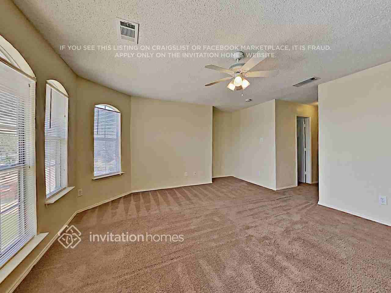 5201 Waltham Ct - Photo 7 of 16