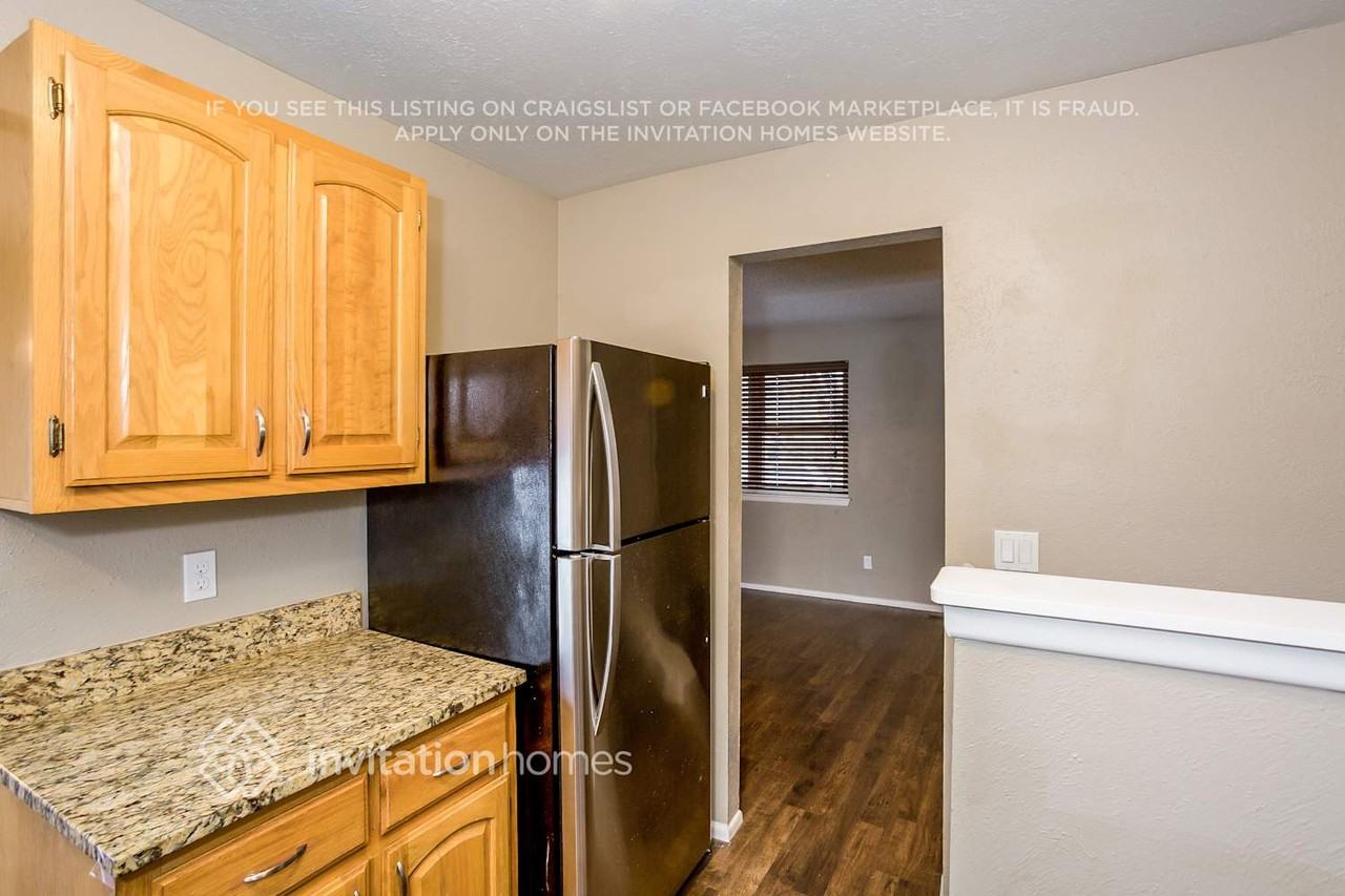 19064 E Eastman Ave - Photo 7 of 19