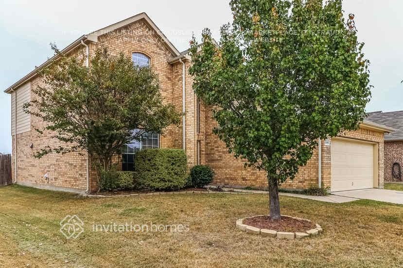 1248 Sweetwater Dr - Photo 4 of 29