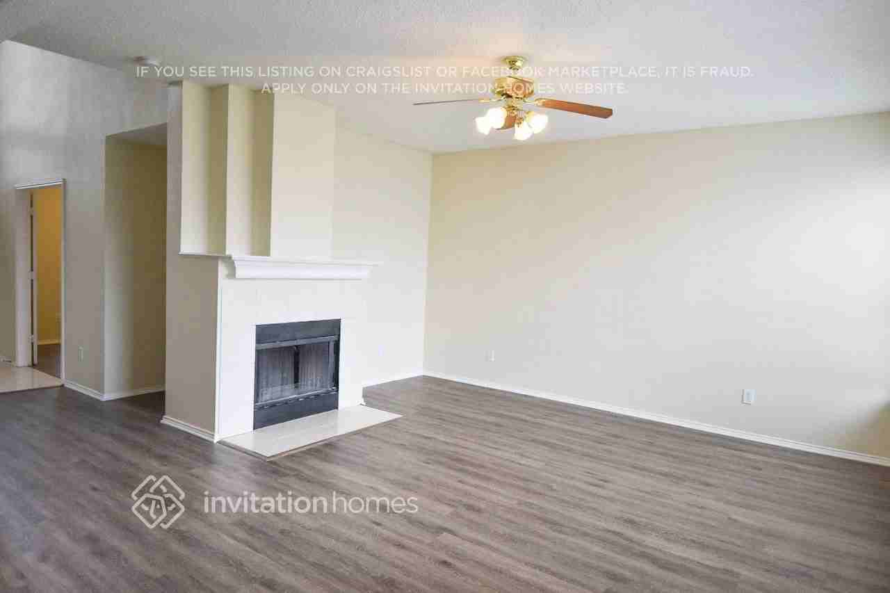 7518 Armstrong Ln - Photo 2 of 18