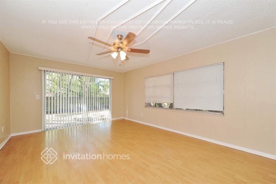 1345 Terrace Rd - Photo 3 of 21