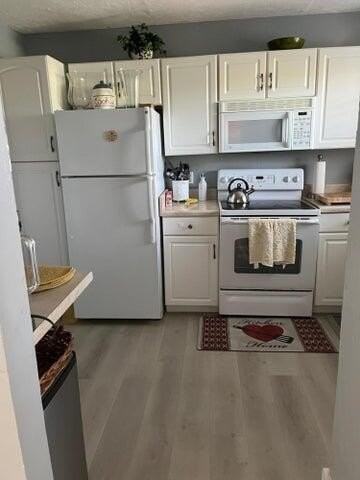 2420 Deer Creek Country Club Blvd #305D - Photo 7 of 12