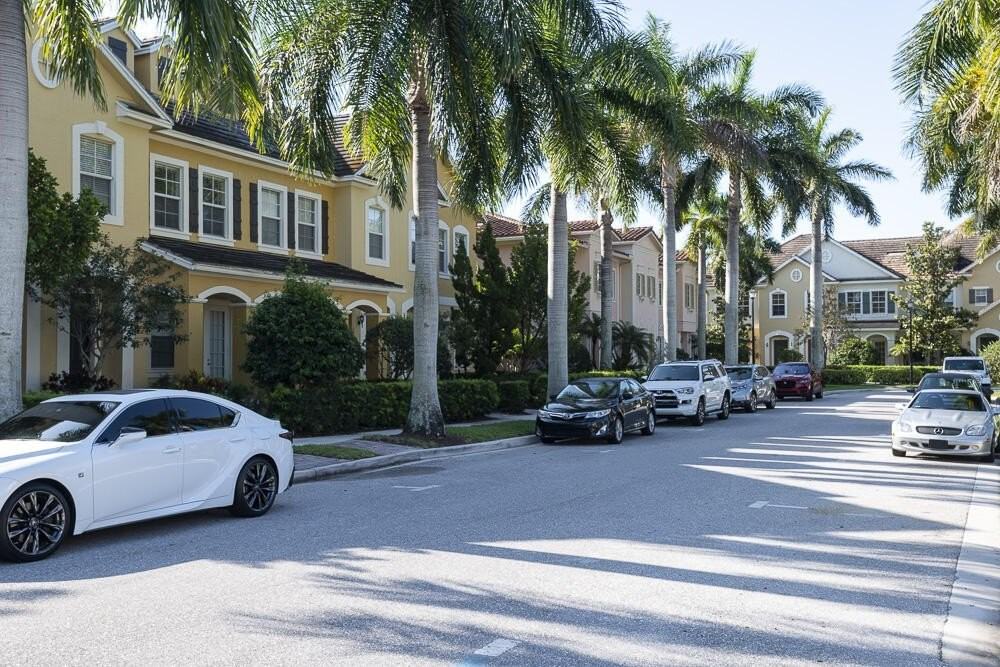 107 Mulligan Pl - Photo 4 of 43