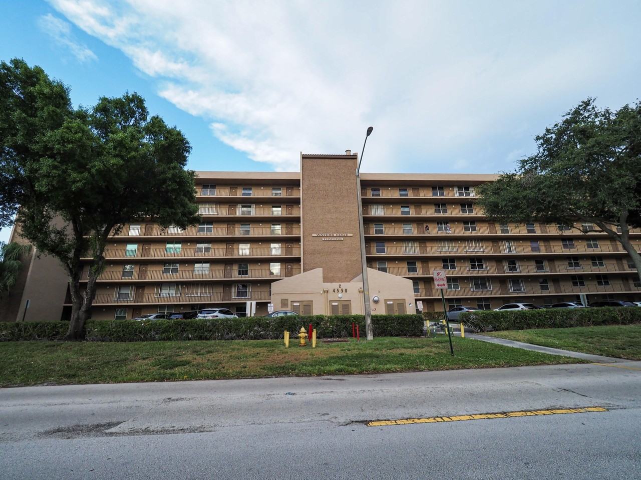 4550 Nw 18th Ave #405
