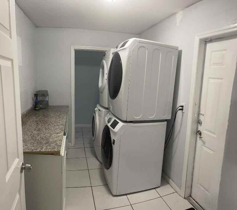 548 Nw 2nd Way Unit A5 - Photo 6 of 9