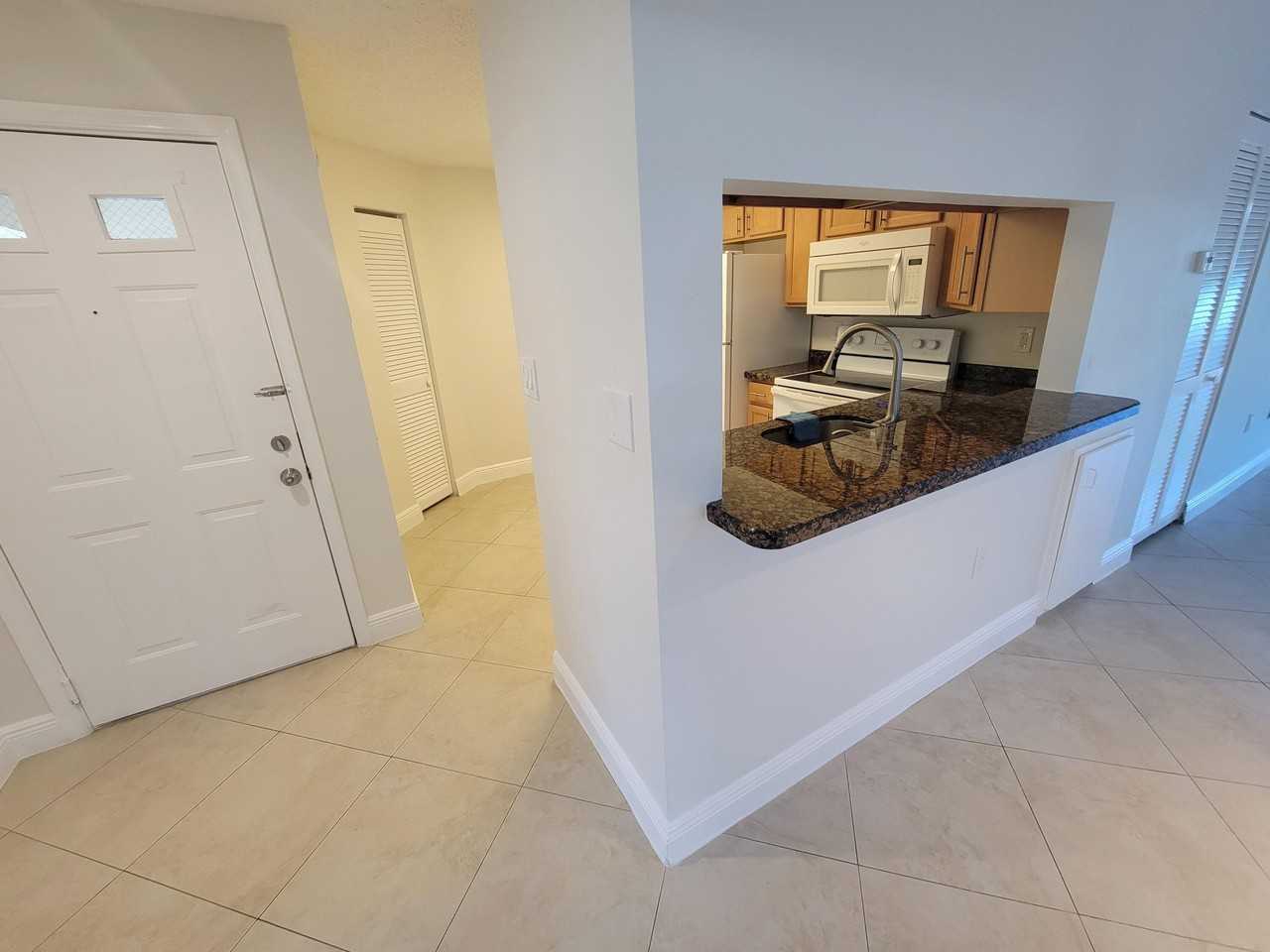 4208 Glenmoor Dr - Photo 3 of 36