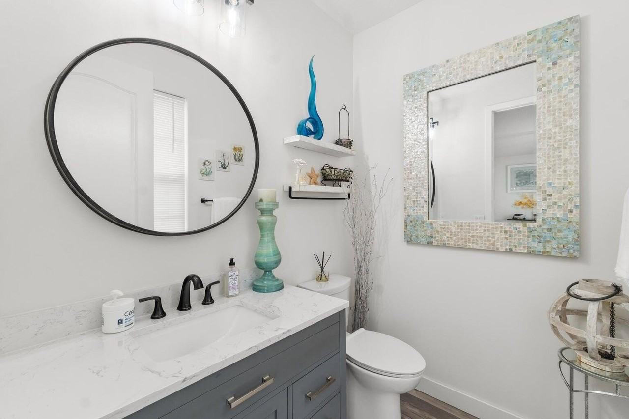 3643 Nw 5th Ter - Photo 6 of 31