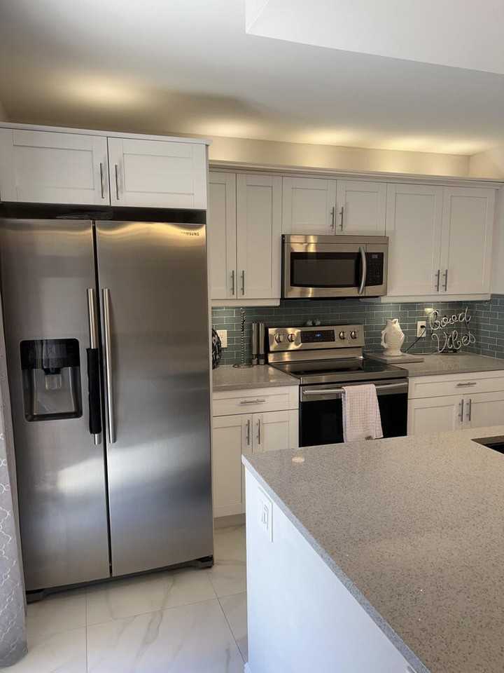 2101 21st Ln - Photo 4 of 50