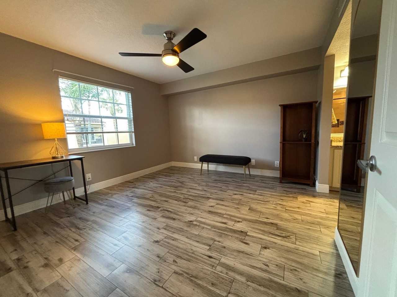 1035 Lake Shore Dr #202 - Photo 5 of 28