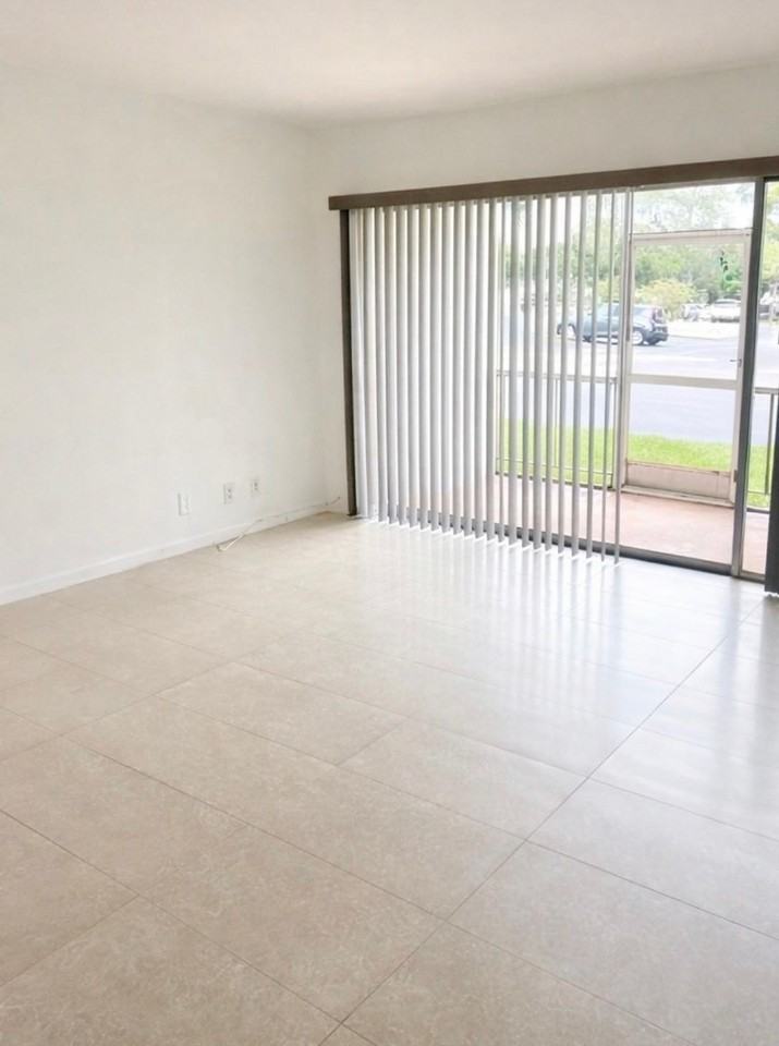 626 Nw 13th St #0120 - Photo 5 of 18