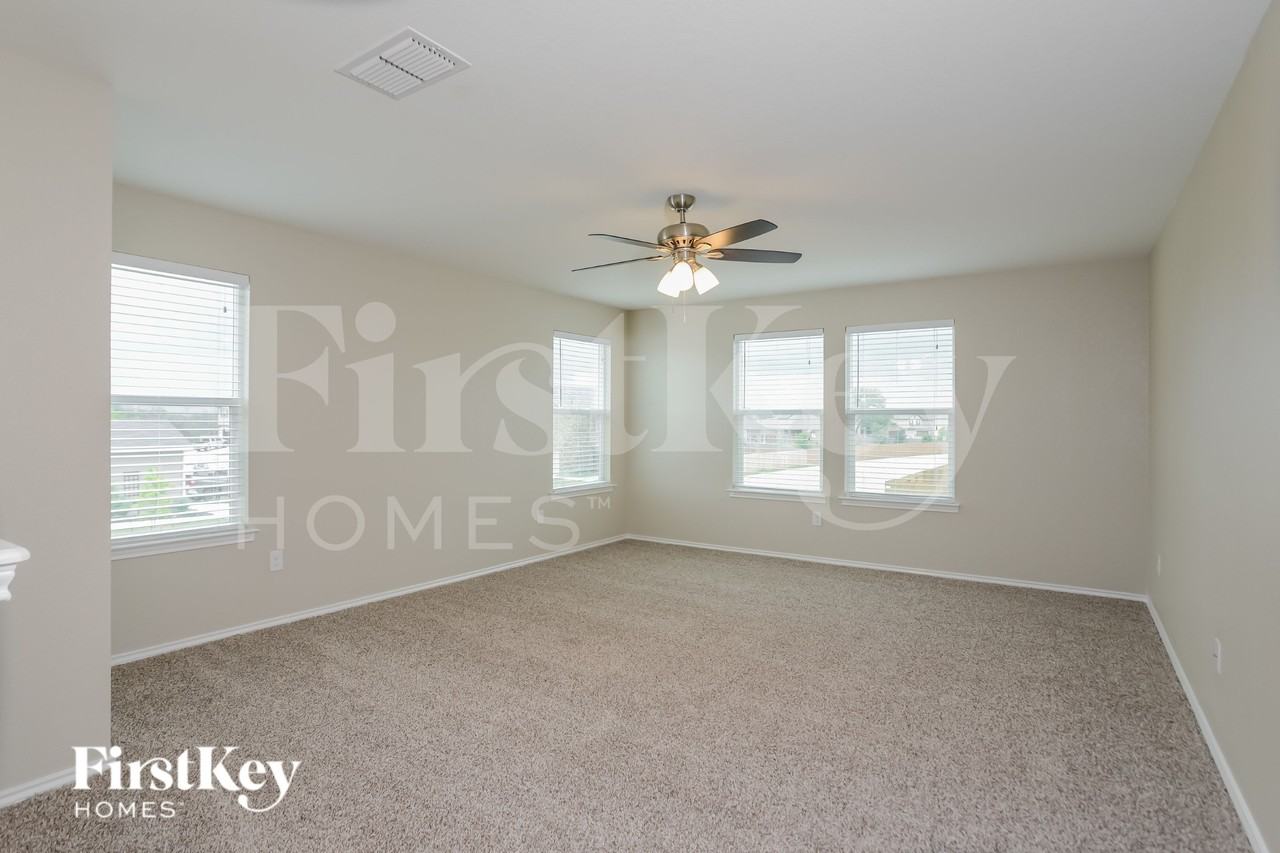 15302 Cascade Pt - Photo 6 of 15