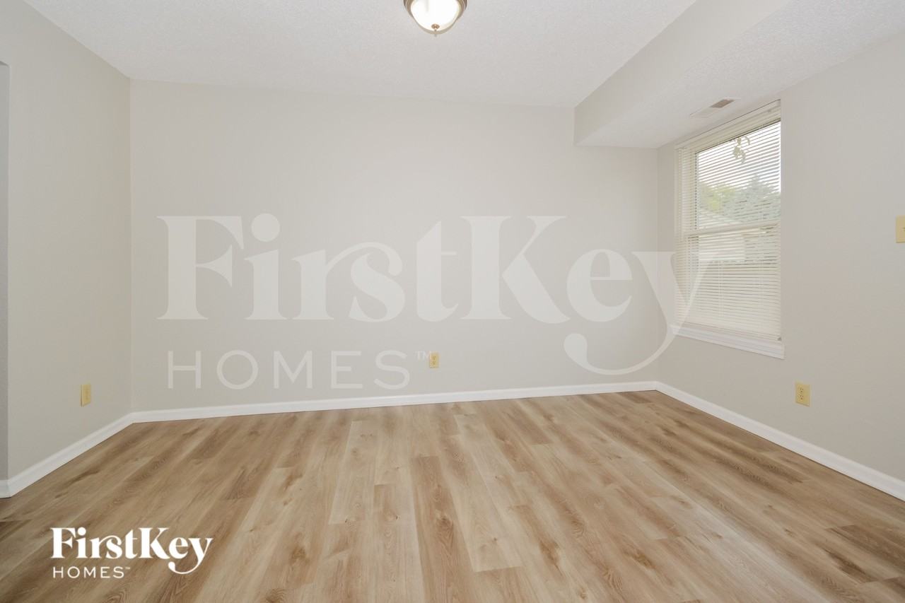 6344 River Valley Way - Photo 7 of 15