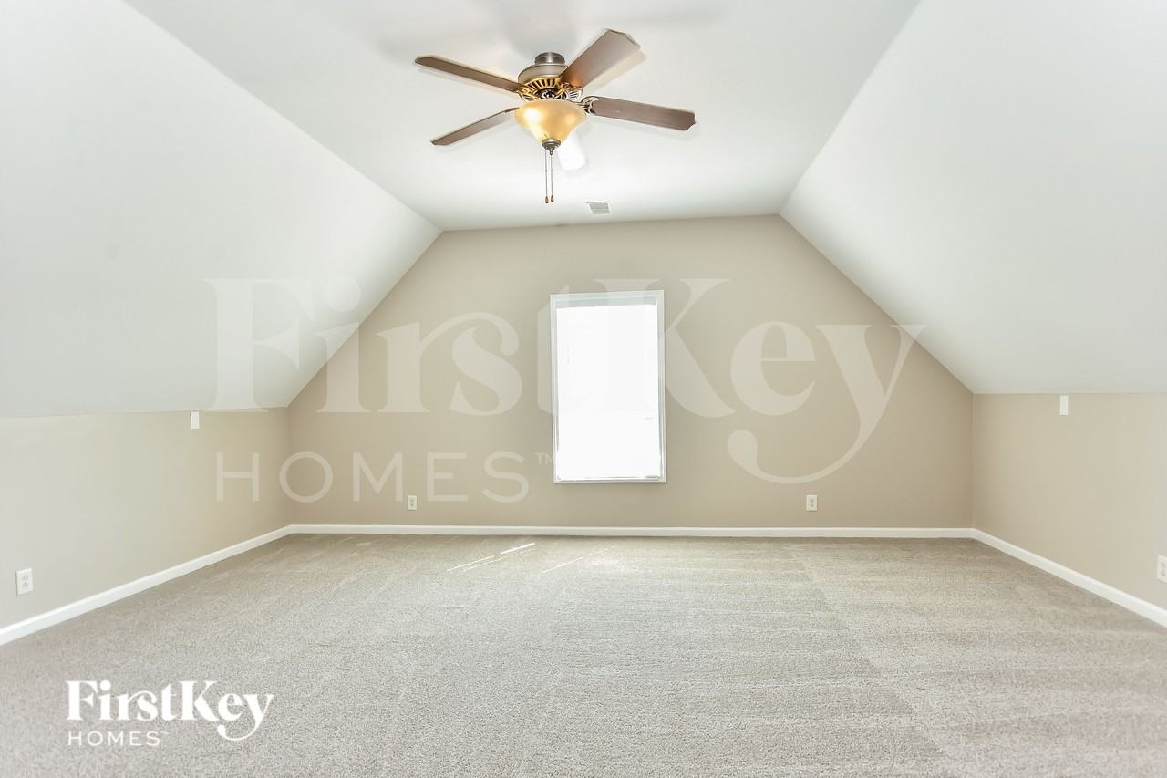 3668 Aurora Dr - Photo 7 of 15