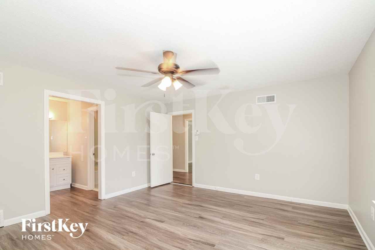 3007 Wood Thrush Dr - Photo 7 of 15