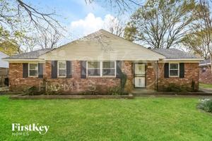 featured image of 1465 Wheaton St