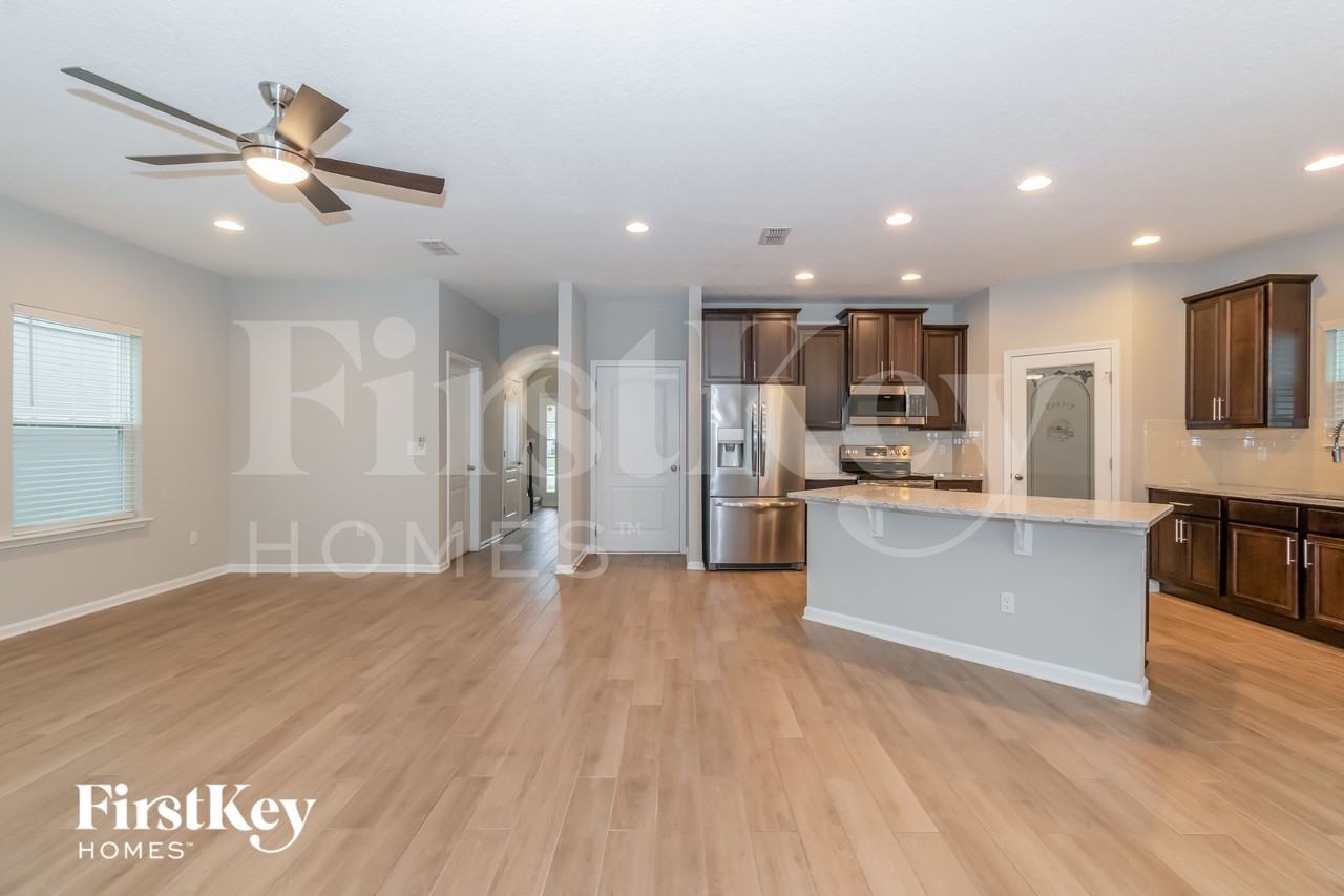 8134 Dancing Fox St - Photo 2 of 15