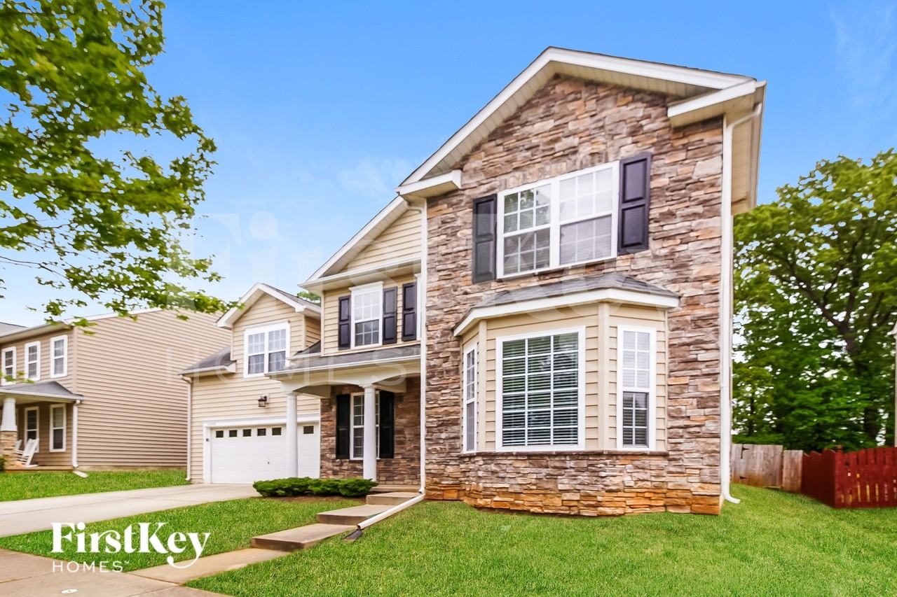 13510 Delstone Dr - Photo 3 of 16