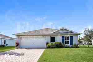 featured image of 1195 Desmond St