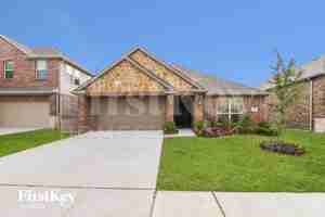 featured image of 4325 Bayport Dr