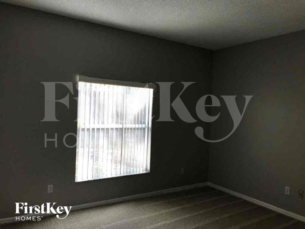 308 Forrest Crest Ct - Photo 4 of 15