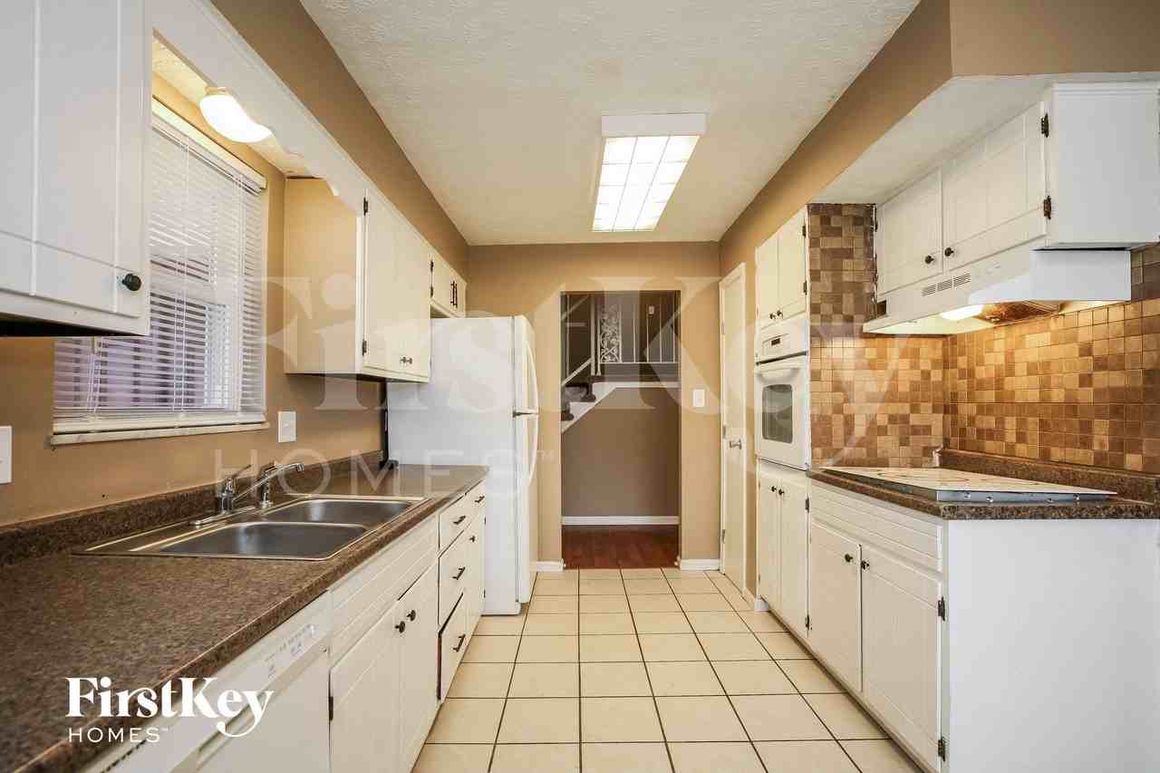 9570 Gemini Dr - Photo 5 of 15