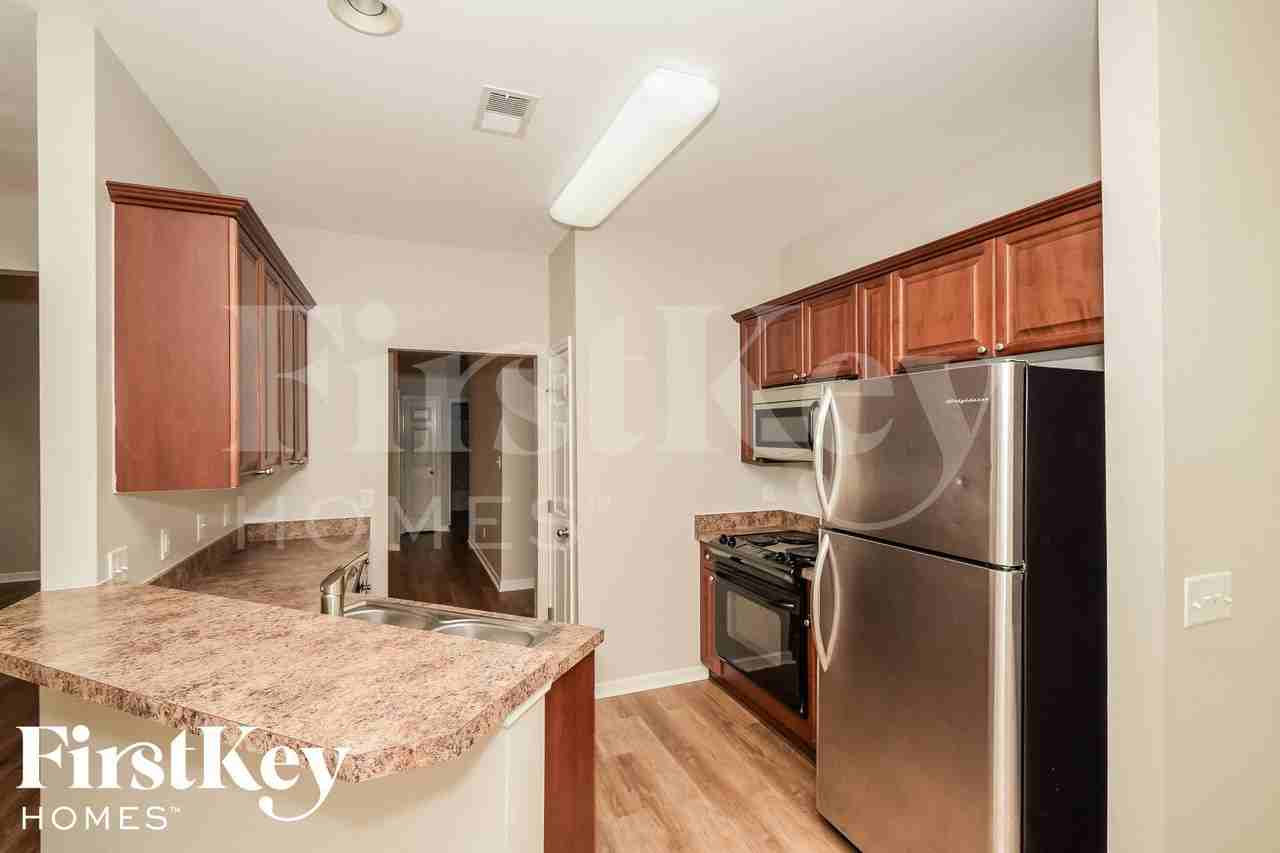 5890 Forest Lakes Cv - Photo 6 of 15