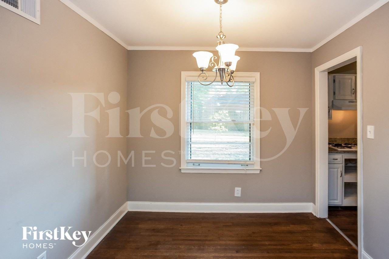 4549 Leatherwood Rd - Photo 5 of 15