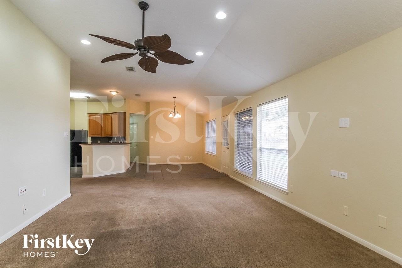 3507 Banks Run Ln - Photo 5 of 15