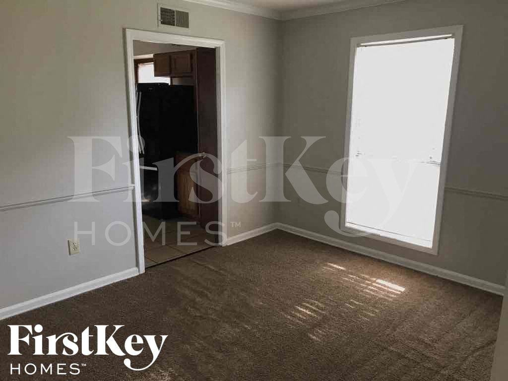 3178 Belle Tower Rd - Photo 4 of 10