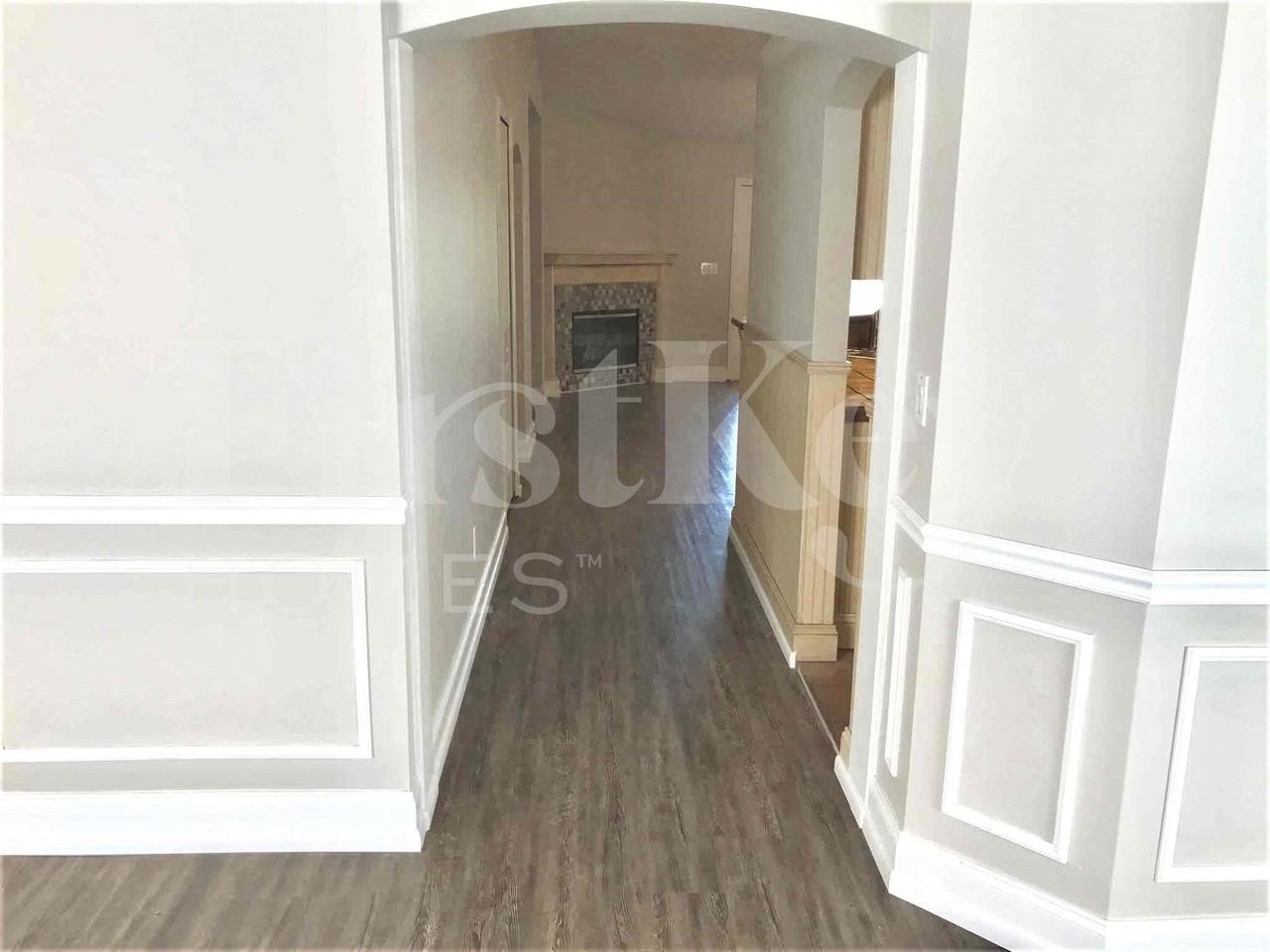 1609 Whiting St Se - Photo 5 of 32