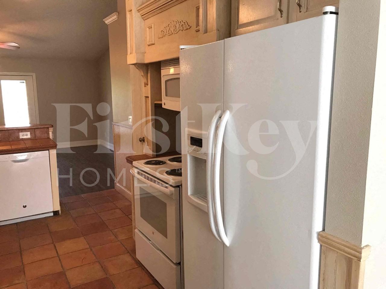 1609 Whiting St Se - Photo 6 of 32