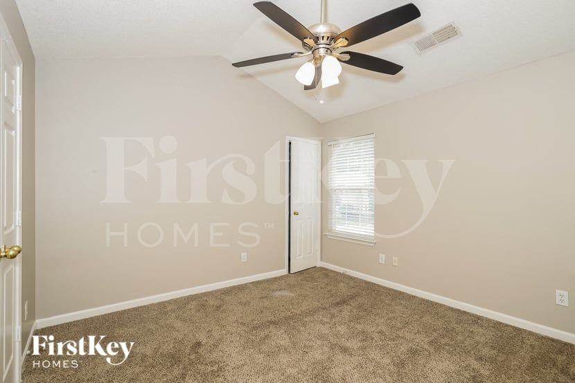 137 Watercress Ct - Photo 7 of 15