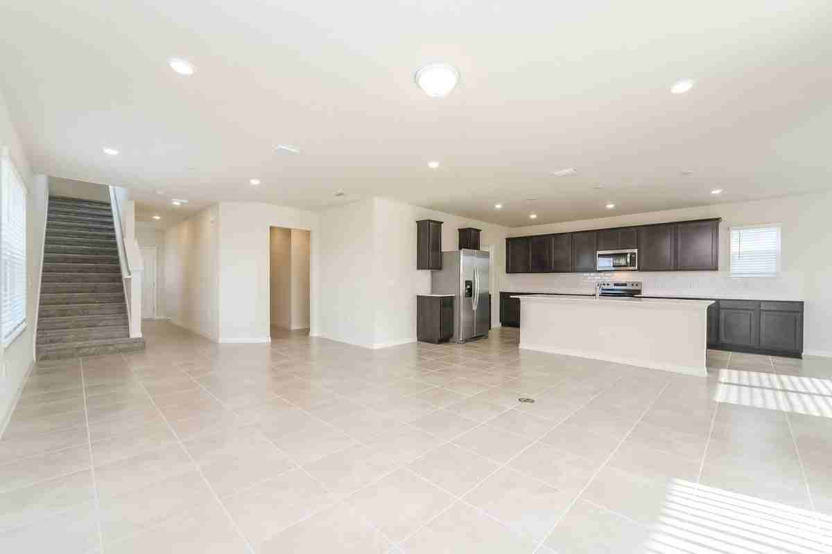 3734 Haddon Ave - Photo 5 of 31