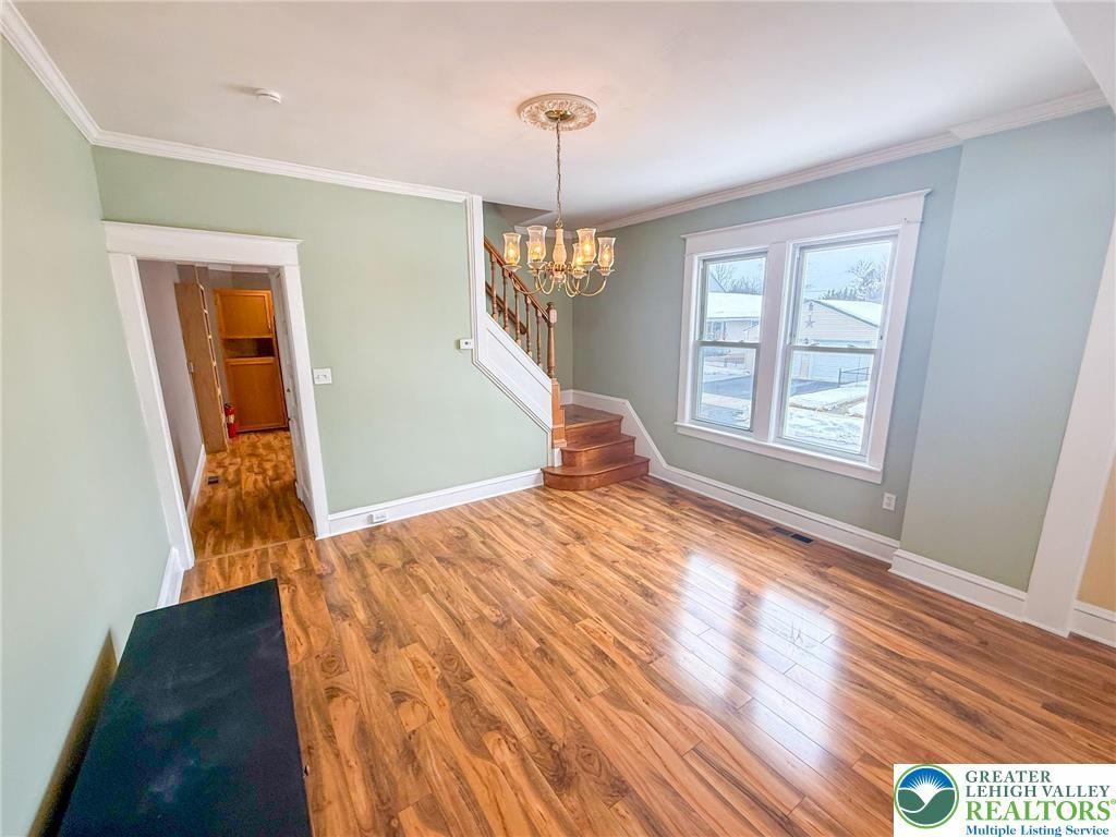 901 Reynolds St - Photo 7 of 25