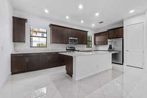 featured image of 7115 Edison Pl