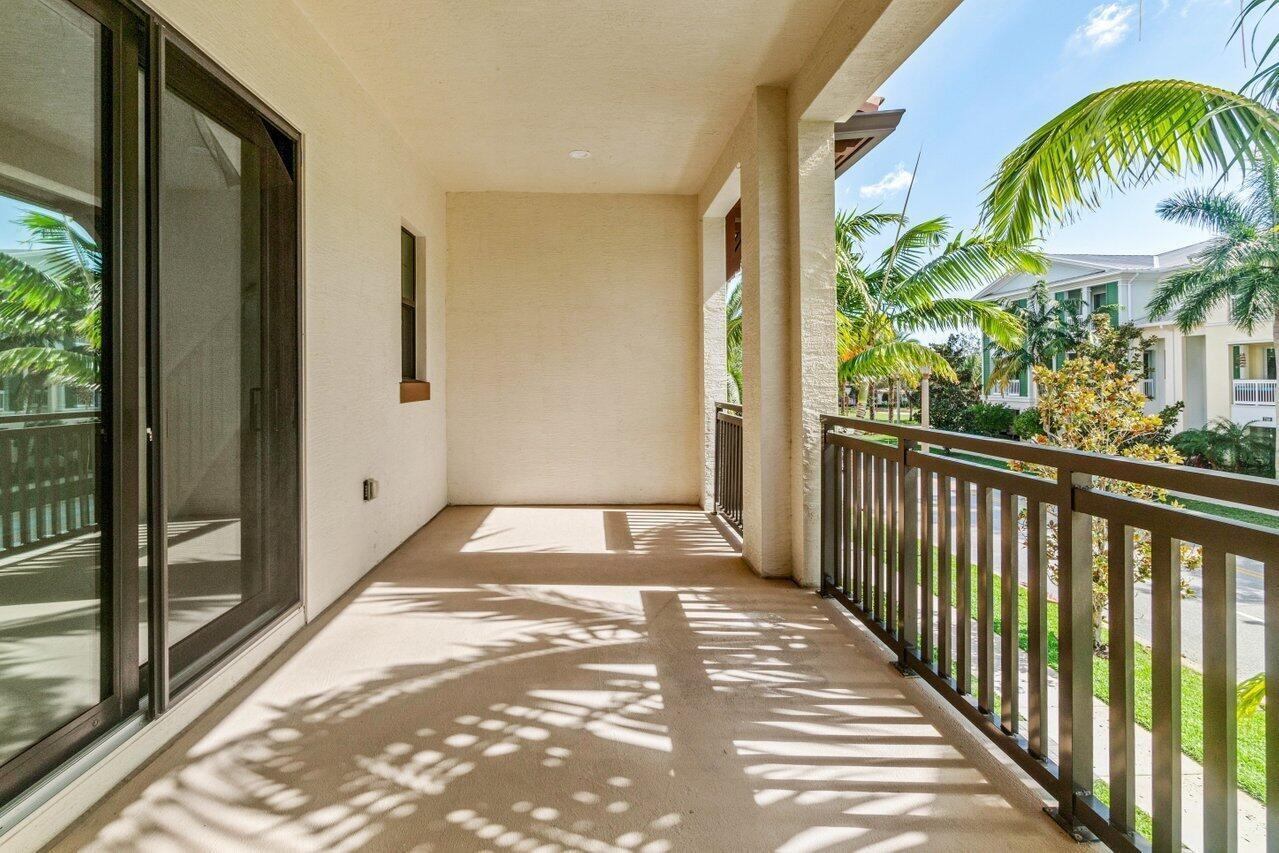 7115 Edison Pl - Photo 3 of 12