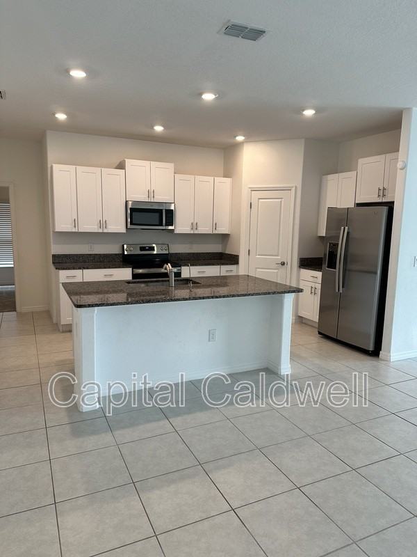 5517 Blue Azure Dr - Photo 4 of 16