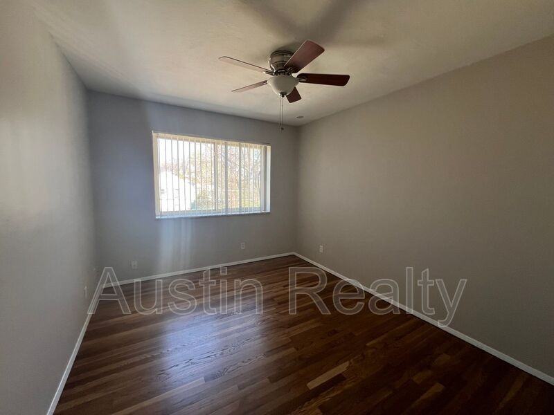 9111 Olive Blvd #2C - Photo 4 of 7