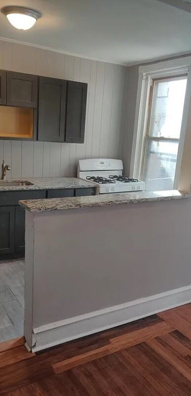 1016 S 56th St - Photo 4 of 15