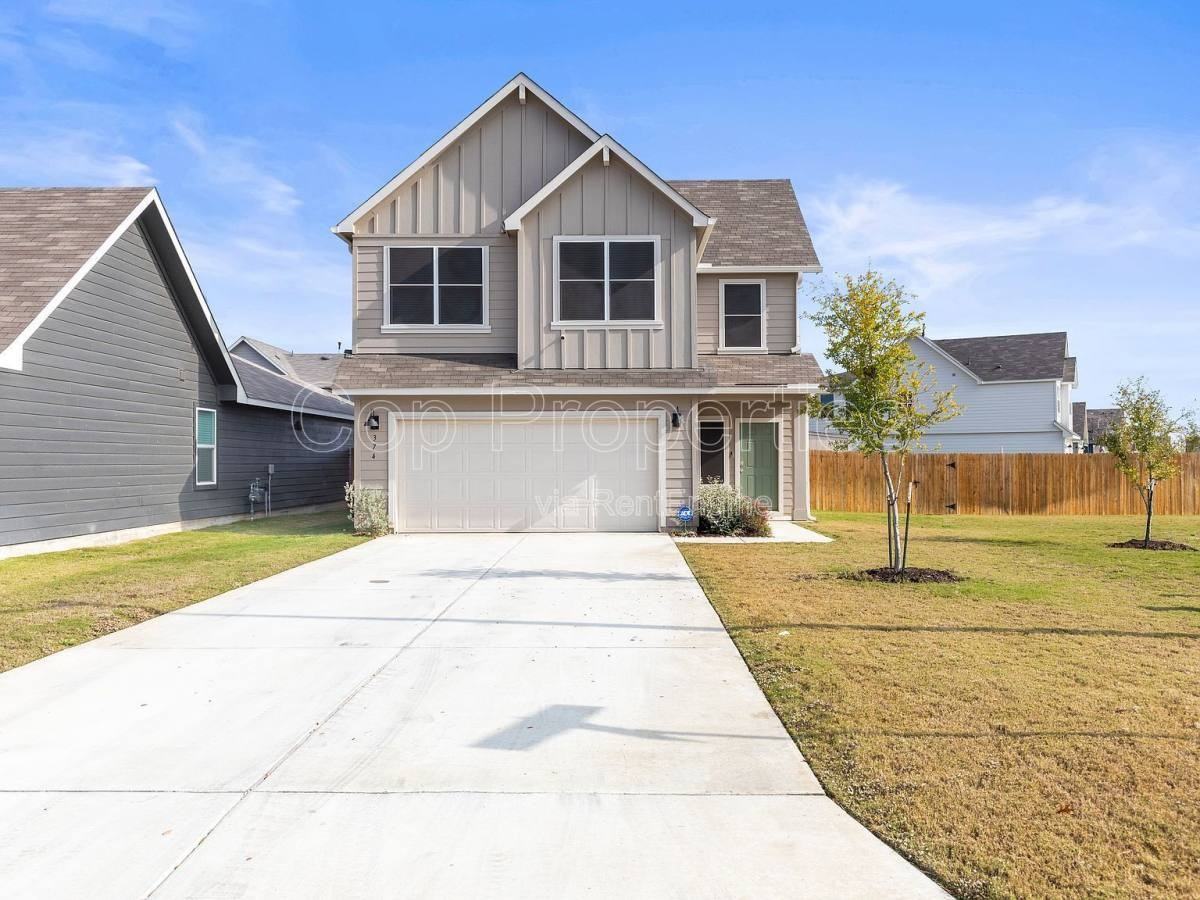 374 Wayne Way - Photo 2 of 10