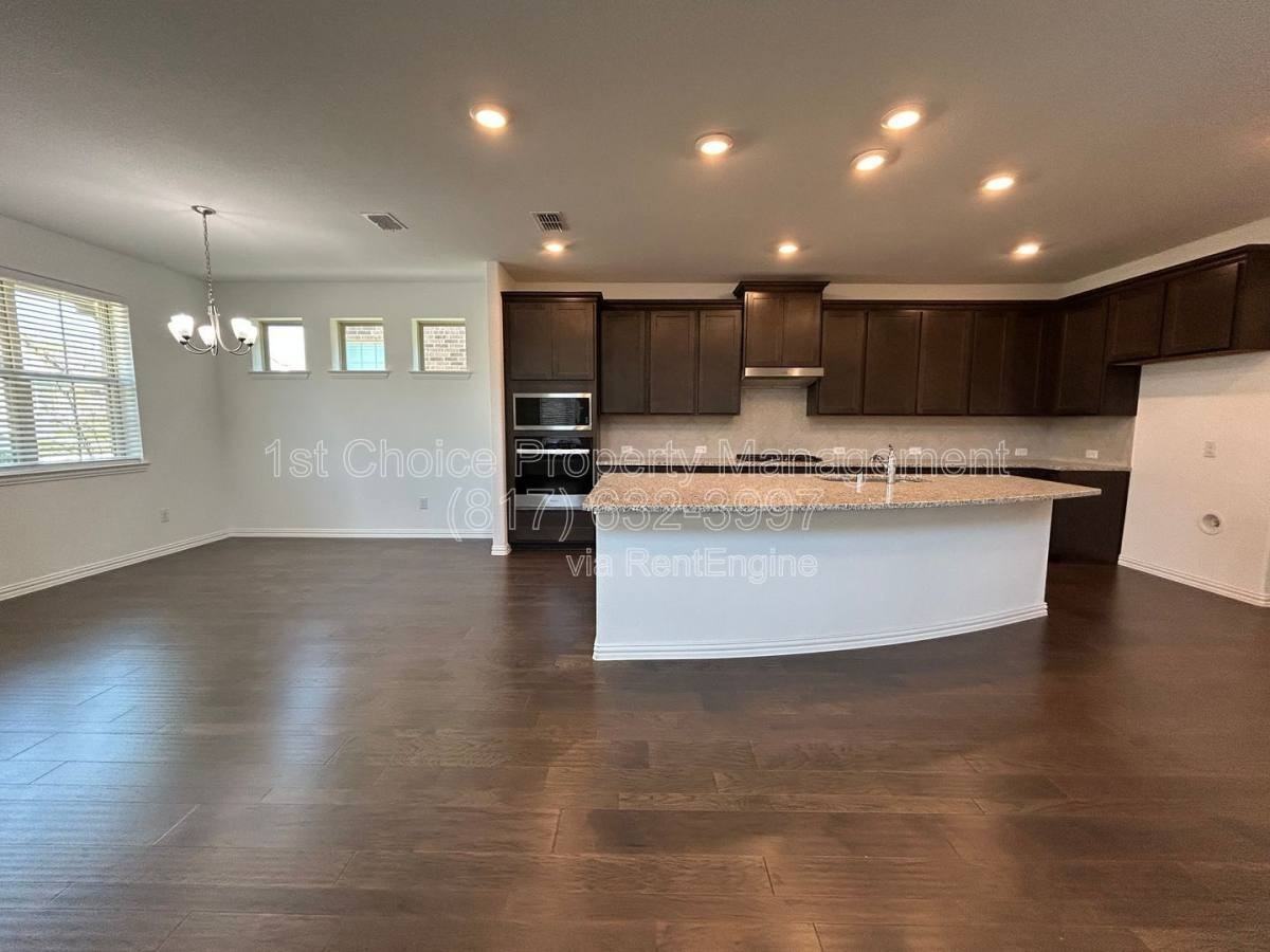 1448 Sun Garden Way - Photo 2 of 10
